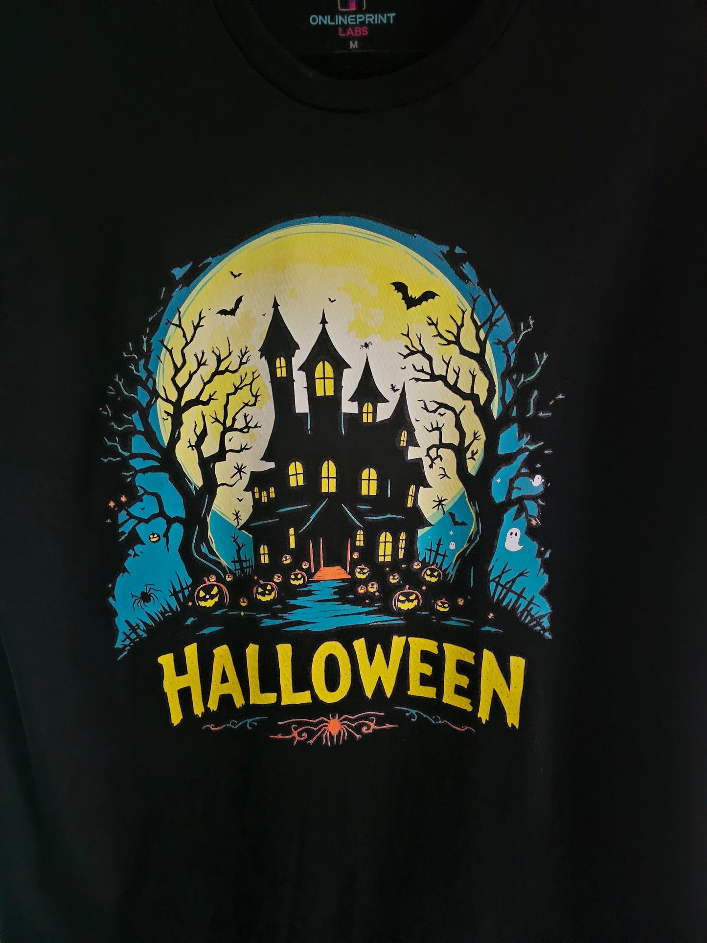 Haunted House Halloween T-Shirt | Spooky Haunted Mansion