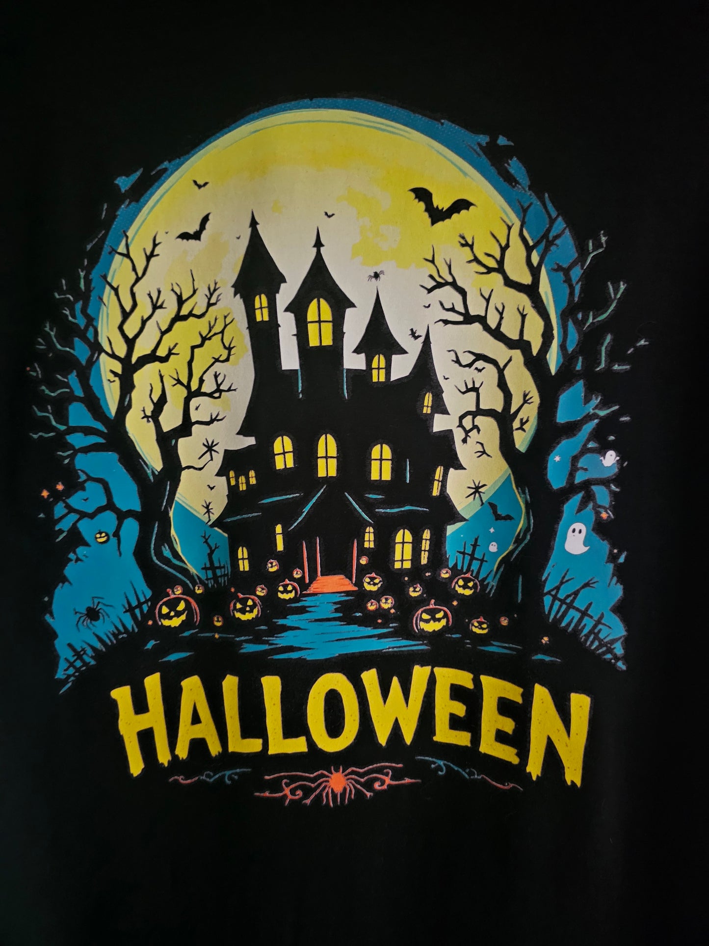 Haunted House Halloween T-Shirt | Spooky Haunted Mansion