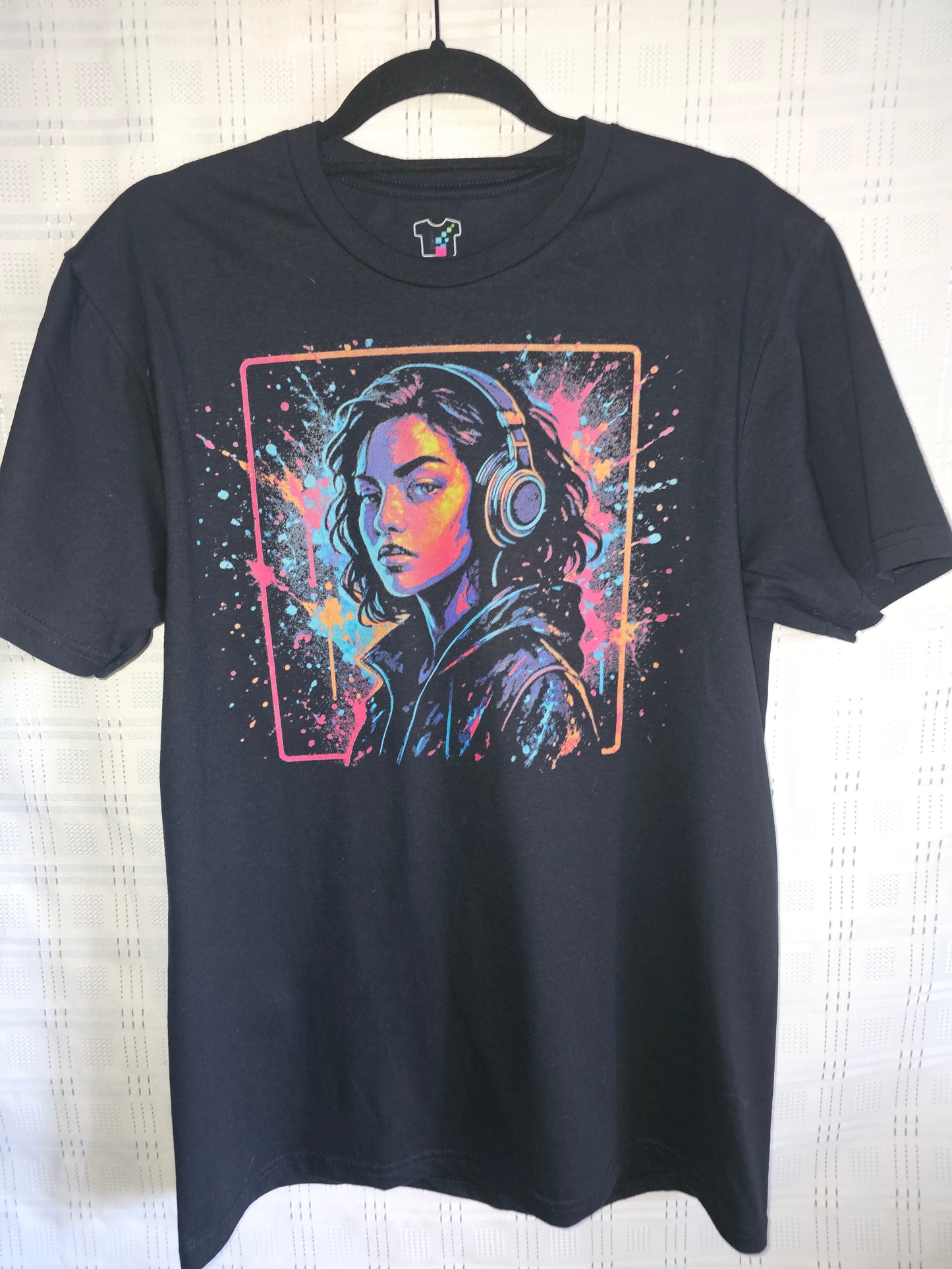 Custom “Glow DJ” Portrait Headphones & Neon Art